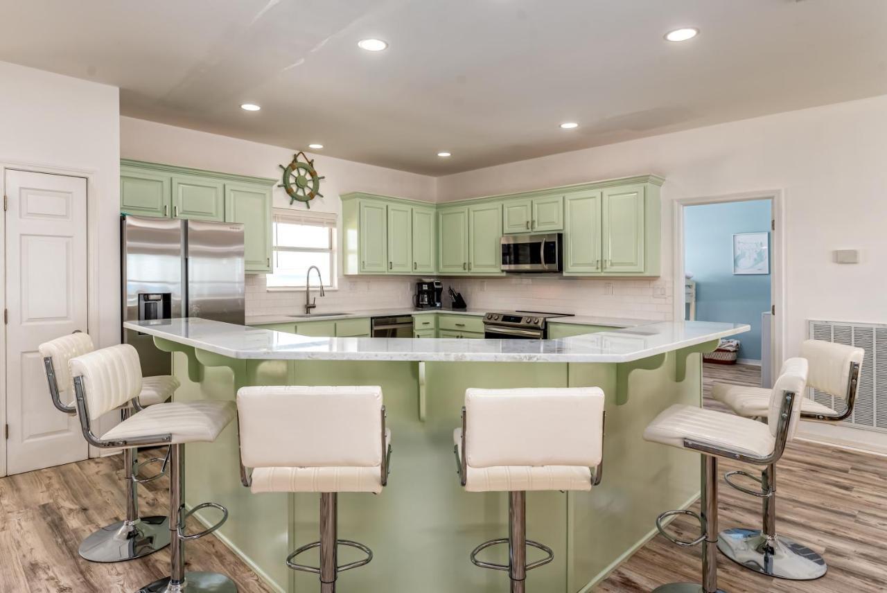 Sun Spot - True Gulf Front Private Home With Lovely Gulf Side Deck, Home 더핀 아일랜드 외부 사진