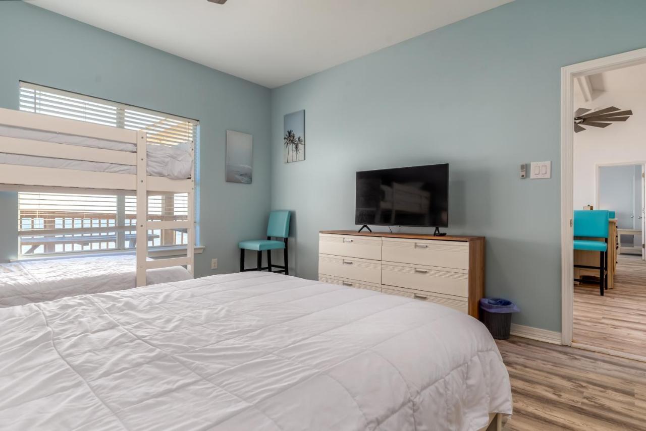 Sun Spot - True Gulf Front Private Home With Lovely Gulf Side Deck, Home 더핀 아일랜드 외부 사진